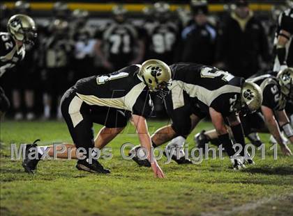 Thumbnail 3 in North Haven @ Hand (CIAC Class L Quarterfinal) photogallery.