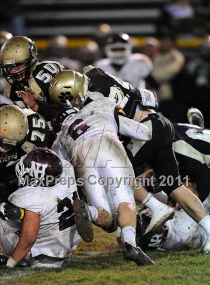 Thumbnail 1 in North Haven @ Hand (CIAC Class L Quarterfinal) photogallery.