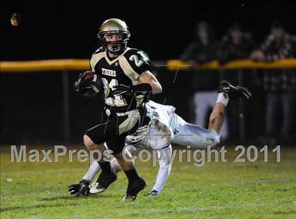 Thumbnail 1 in North Haven @ Hand (CIAC Class L Quarterfinal) photogallery.