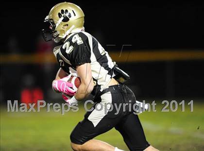 Thumbnail 1 in North Haven @ Hand (CIAC Class L Quarterfinal) photogallery.