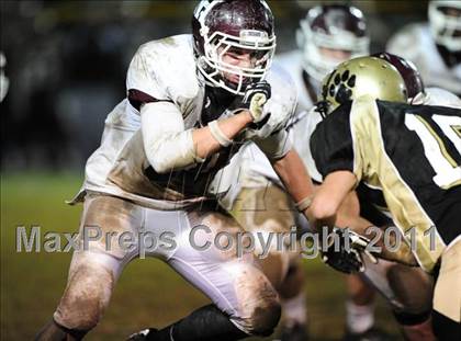 Thumbnail 2 in North Haven @ Hand (CIAC Class L Quarterfinal) photogallery.