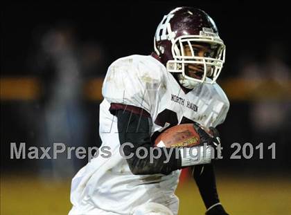 Thumbnail 3 in North Haven @ Hand (CIAC Class L Quarterfinal) photogallery.