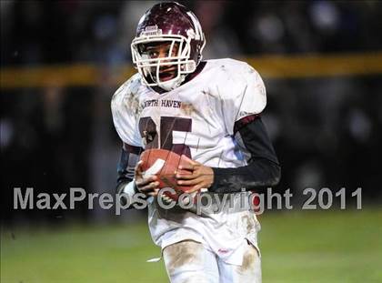 Thumbnail 3 in North Haven @ Hand (CIAC Class L Quarterfinal) photogallery.