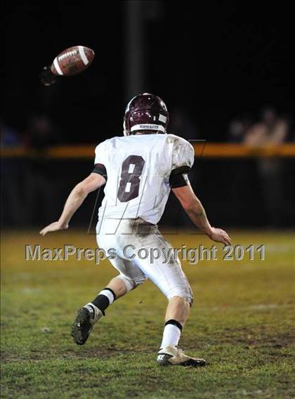Thumbnail 3 in North Haven @ Hand (CIAC Class L Quarterfinal) photogallery.
