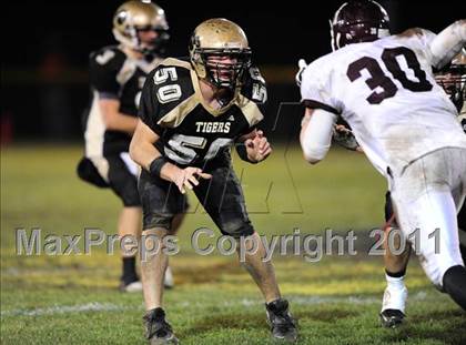 Thumbnail 2 in North Haven @ Hand (CIAC Class L Quarterfinal) photogallery.