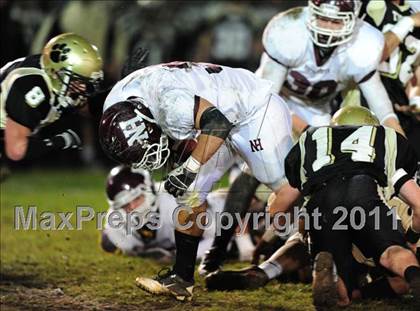 Thumbnail 3 in North Haven @ Hand (CIAC Class L Quarterfinal) photogallery.
