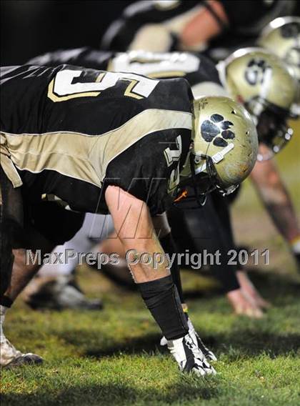 Thumbnail 1 in North Haven @ Hand (CIAC Class L Quarterfinal) photogallery.