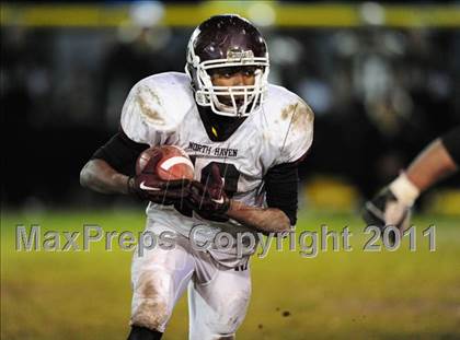 Thumbnail 2 in North Haven @ Hand (CIAC Class L Quarterfinal) photogallery.