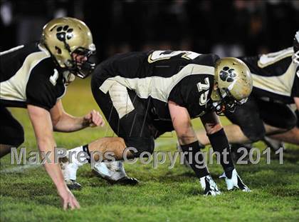 Thumbnail 3 in North Haven @ Hand (CIAC Class L Quarterfinal) photogallery.