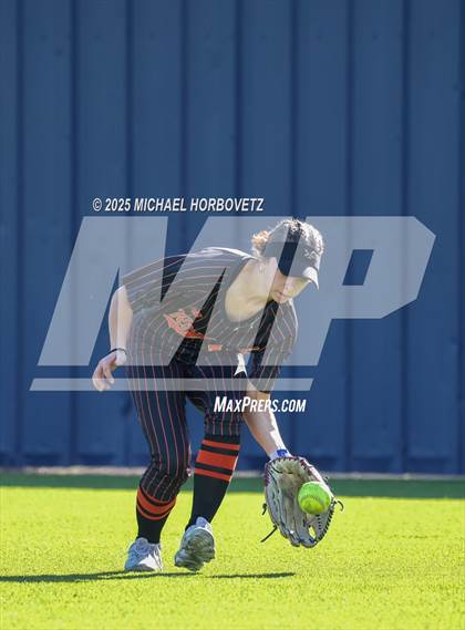 Thumbnail 3 in Rockwall vs. Plano East (Tana Jo Tournament) photogallery.