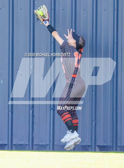 Thumbnail 1 in Rockwall vs. Plano East (Tana Jo Tournament) photogallery.