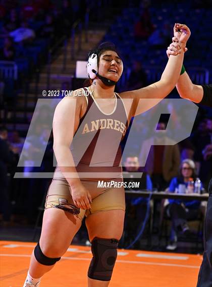 Thumbnail 1 in UIL 5A State Championships 152 lb - 235 lb Finals photogallery.