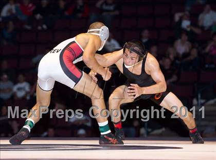 Thumbnail 2 in CIF State Boys Wrestling Championships (Finals) photogallery.