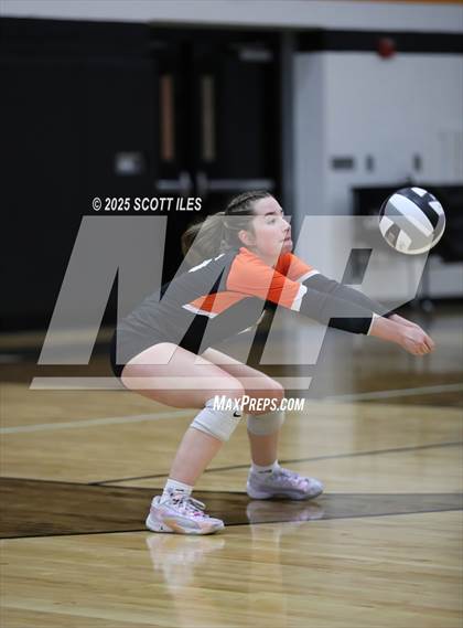Thumbnail 2 in Liberty Union vs Amanda-Clearcreek photogallery.