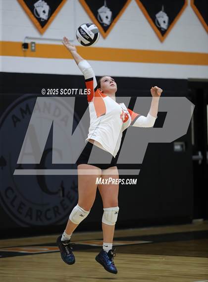 Thumbnail 1 in Liberty Union vs Amanda-Clearcreek photogallery.