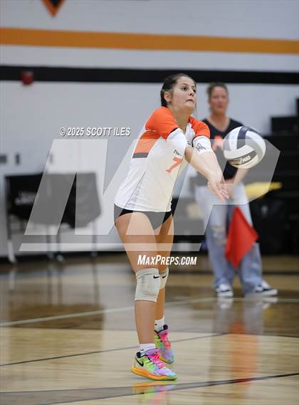 Thumbnail 1 in Liberty Union vs Amanda-Clearcreek photogallery.