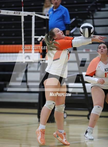 Thumbnail 2 in Liberty Union vs Amanda-Clearcreek photogallery.