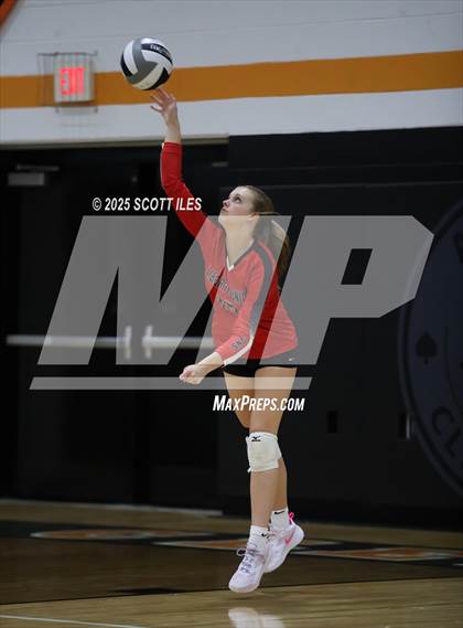 Thumbnail 3 in Liberty Union vs Amanda-Clearcreek photogallery.