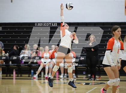Thumbnail 3 in Liberty Union vs Amanda-Clearcreek photogallery.