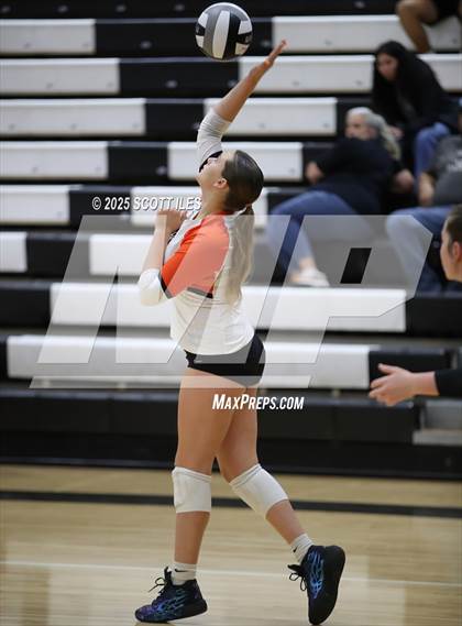 Thumbnail 3 in Liberty Union vs Amanda-Clearcreek photogallery.