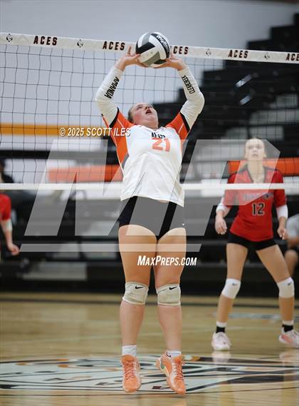Thumbnail 3 in Liberty Union vs Amanda-Clearcreek photogallery.