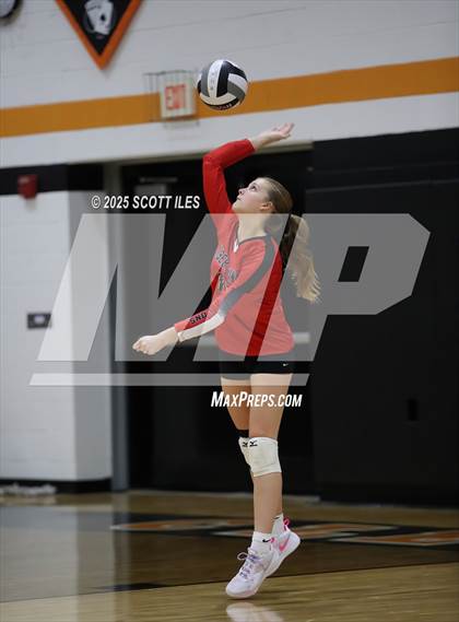 Thumbnail 3 in Liberty Union vs Amanda-Clearcreek photogallery.