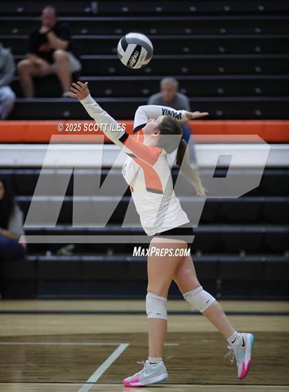 Thumbnail 1 in Liberty Union vs Amanda-Clearcreek photogallery.