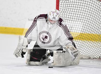 Thumbnail 3 in Farmington Valley CoOp @ North Haven (CIAC DII 1st Round) photogallery.