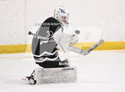 Thumbnail 2 in Farmington Valley CoOp @ North Haven (CIAC DII 1st Round) photogallery.