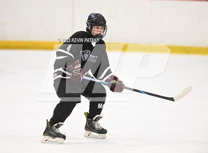 Thumbnail 3 in Farmington Valley CoOp @ North Haven (CIAC DII 1st Round) photogallery.