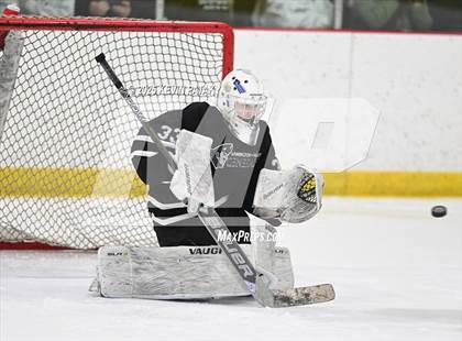 Thumbnail 2 in Farmington Valley CoOp @ North Haven (CIAC DII 1st Round) photogallery.