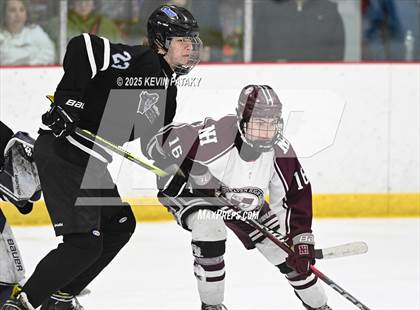 Thumbnail 3 in Farmington Valley CoOp @ North Haven (CIAC DII 1st Round) photogallery.