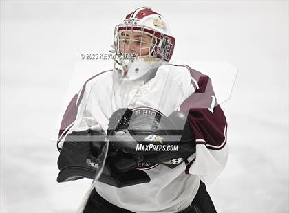 Thumbnail 3 in Farmington Valley CoOp @ North Haven (CIAC DII 1st Round) photogallery.