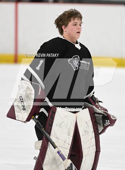 Thumbnail 3 in Farmington Valley CoOp @ North Haven (CIAC DII 1st Round) photogallery.