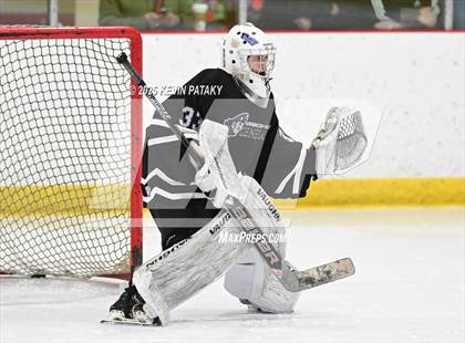 Thumbnail 1 in Farmington Valley CoOp @ North Haven (CIAC DII 1st Round) photogallery.