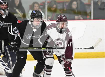 Thumbnail 2 in Farmington Valley CoOp @ North Haven (CIAC DII 1st Round) photogallery.