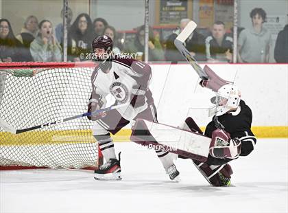 Thumbnail 2 in Farmington Valley CoOp @ North Haven (CIAC DII 1st Round) photogallery.