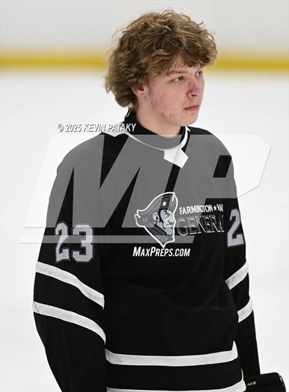 Thumbnail 1 in Farmington Valley CoOp @ North Haven (CIAC DII 1st Round) photogallery.