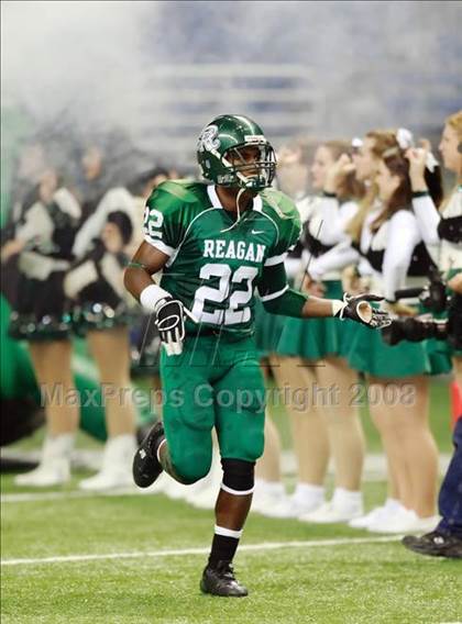 Thumbnail 1 in Cinco Ranch vs Reagan (Texas Football Classic) photogallery.