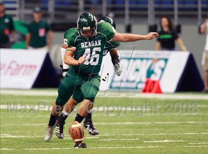 Thumbnail 1 in Cinco Ranch vs Reagan (Texas Football Classic) photogallery.