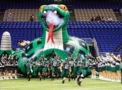 Thumbnail 2 in Cinco Ranch vs Reagan (Texas Football Classic) photogallery.