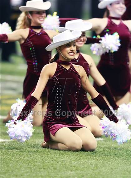 Thumbnail 3 in Cinco Ranch vs Reagan (Texas Football Classic) photogallery.