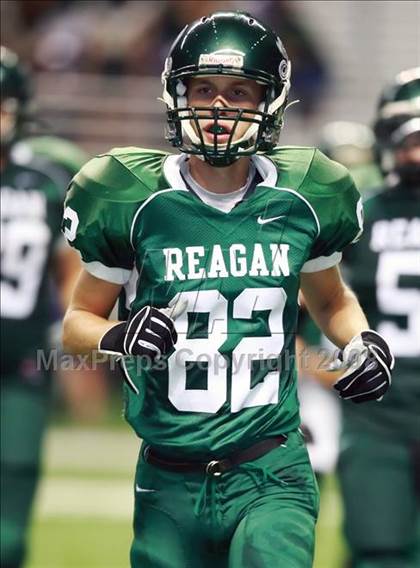 Thumbnail 2 in Cinco Ranch vs Reagan (Texas Football Classic) photogallery.