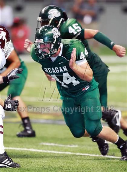 Thumbnail 2 in Cinco Ranch vs Reagan (Texas Football Classic) photogallery.