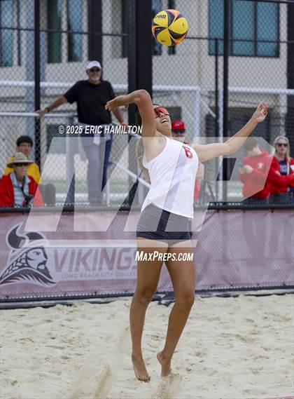 Thumbnail 3 in Mira Costa vs Redondo Union (CIFSS D1 Championship) photogallery.