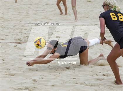 Thumbnail 2 in Mira Costa vs Redondo Union (CIFSS D1 Championship) photogallery.