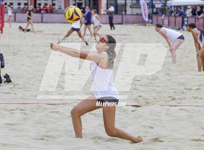 Thumbnail 3 in Mira Costa vs Redondo Union (CIFSS D1 Championship) photogallery.