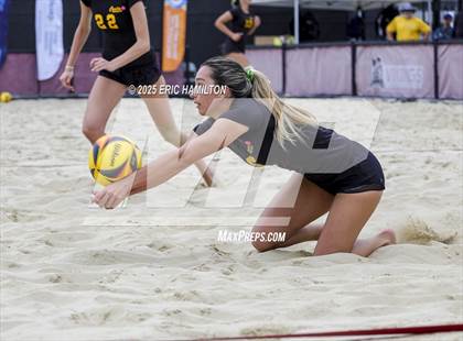 Thumbnail 1 in Mira Costa vs Redondo Union (CIFSS D1 Championship) photogallery.