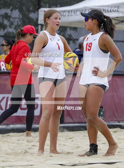 Thumbnail 3 in Mira Costa vs Redondo Union (CIFSS D1 Championship) photogallery.