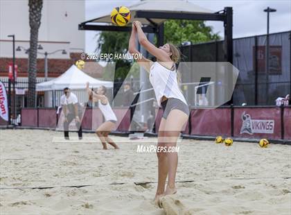 Thumbnail 1 in Mira Costa vs Redondo Union (CIFSS D1 Championship) photogallery.